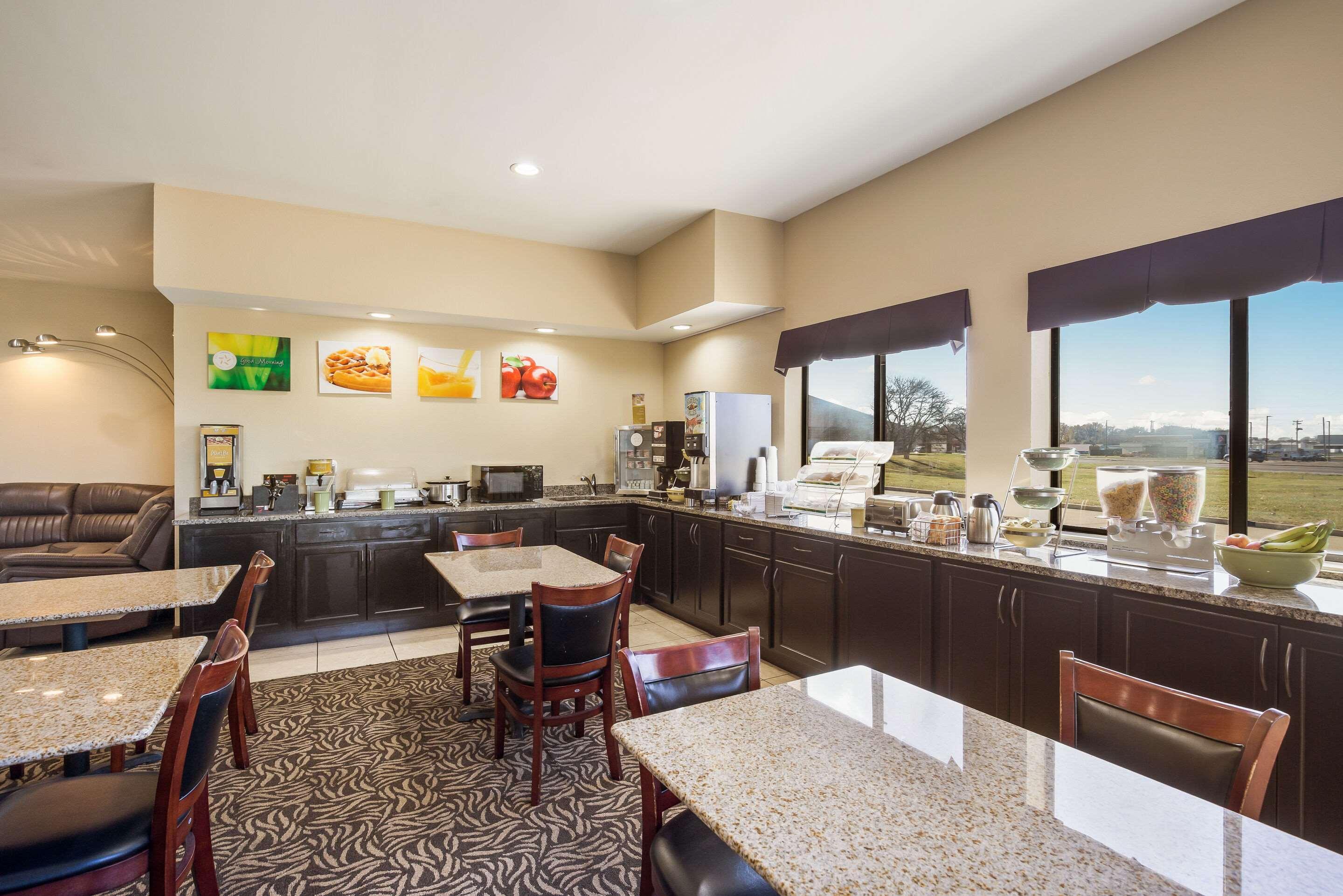 Quality Inn & Suites Caseyville - St Louis Dış mekan fotoğraf