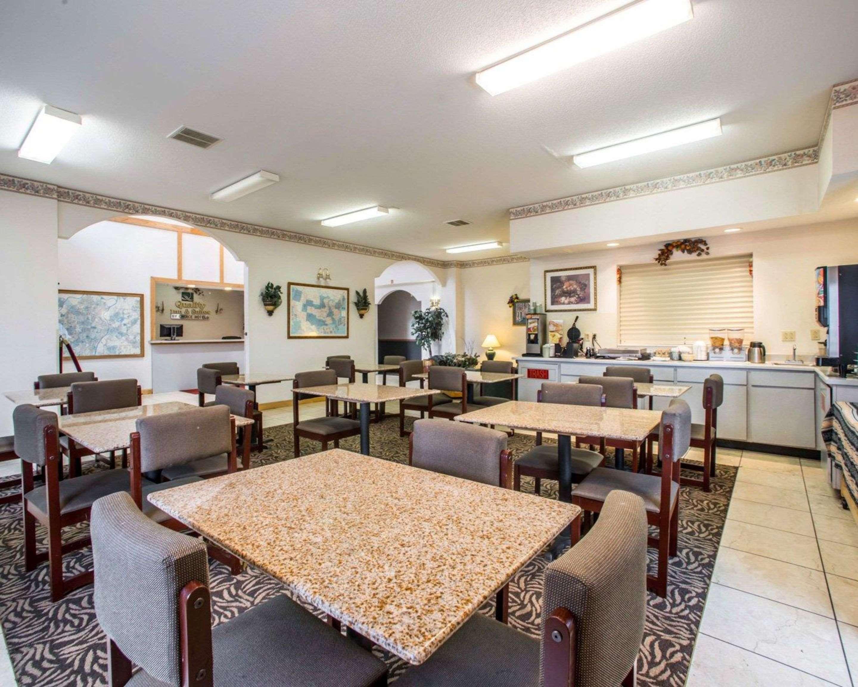 Quality Inn & Suites Caseyville - St Louis Dış mekan fotoğraf