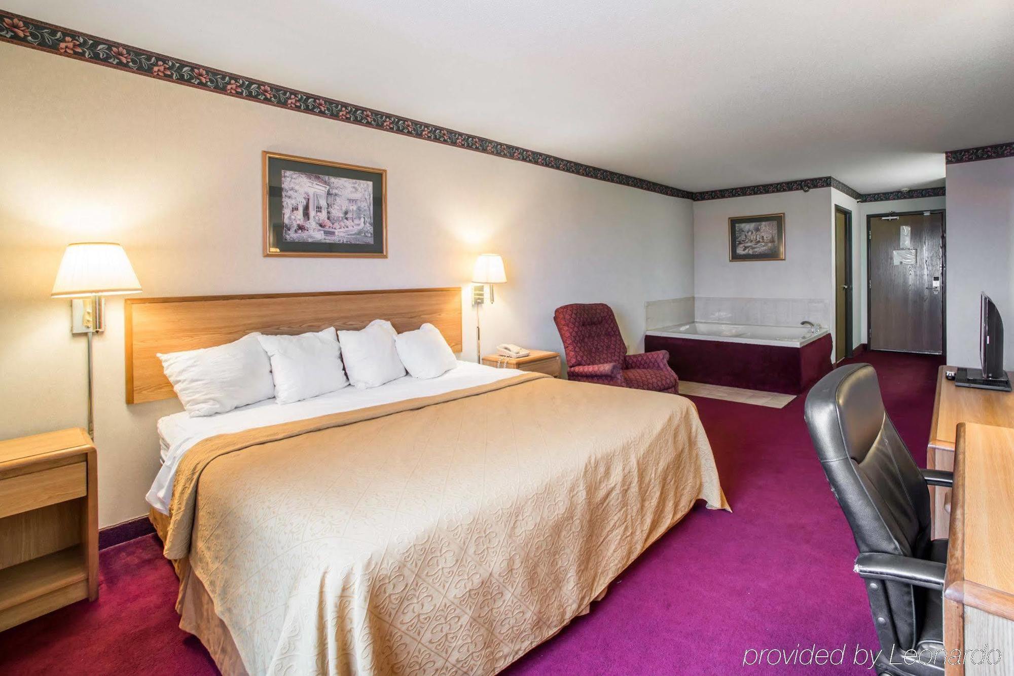 Quality Inn & Suites Caseyville - St Louis Dış mekan fotoğraf